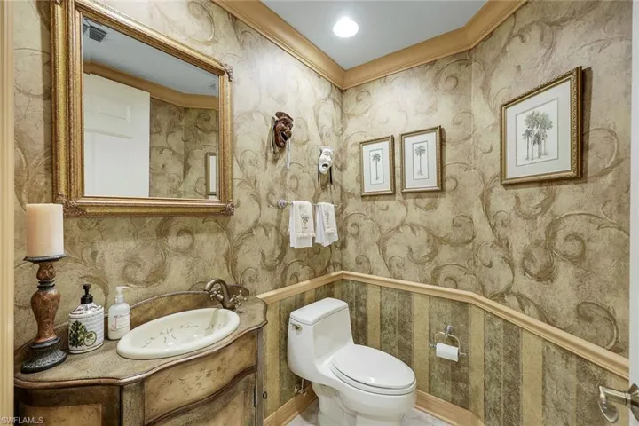 Powder room