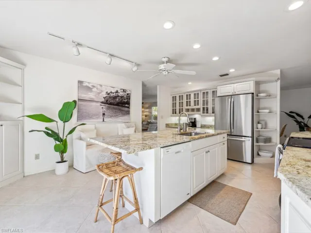 601 97th Ave N, Naples, Florida 34108