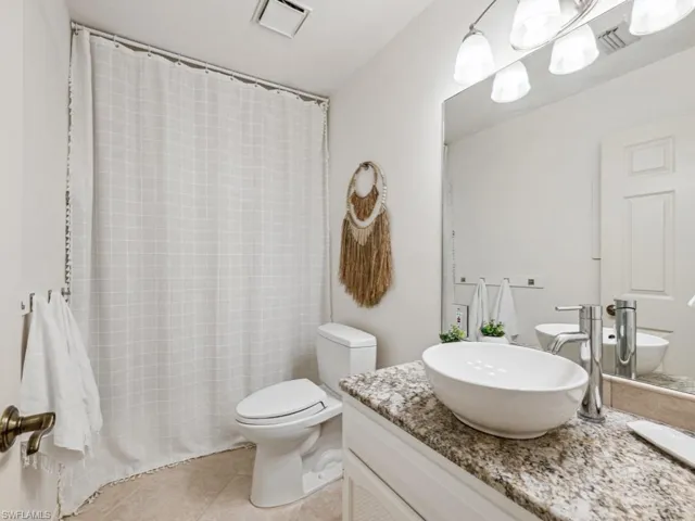 601 97th Ave N, Naples, Florida 34108