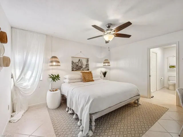 601 97th Ave N, Naples, Florida 34108