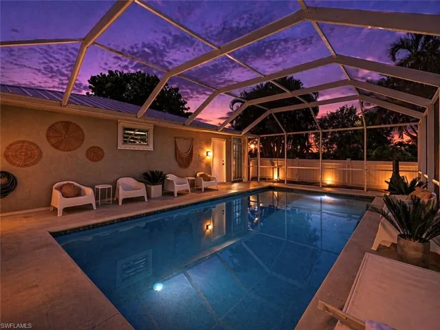 601 97th Ave N, Naples, Florida 34108