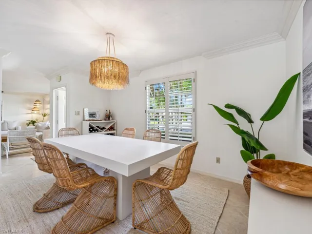 601 97th Ave N, Naples, Florida 34108