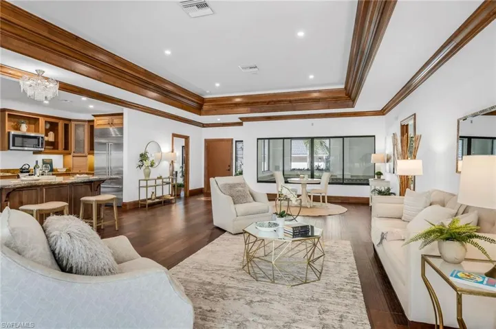 700 Arbor Lake Dr 7-101, Naples, Florida 34110