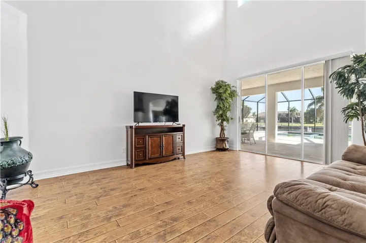 3101 Sw 26th Pl, Cape Coral, Florida 33914