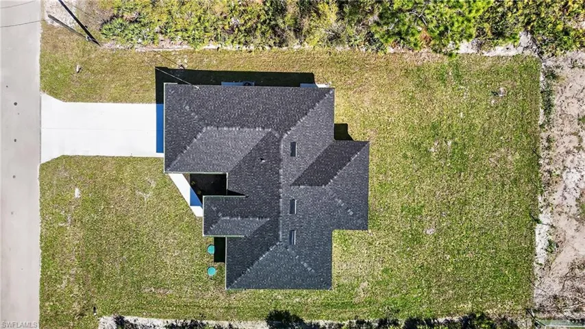 Aerial view of property and surrounding area