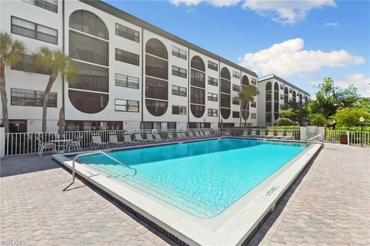 Community pool