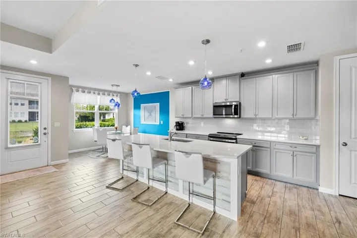 4607 Arboretum Cir # 15, Naples Fl 34112