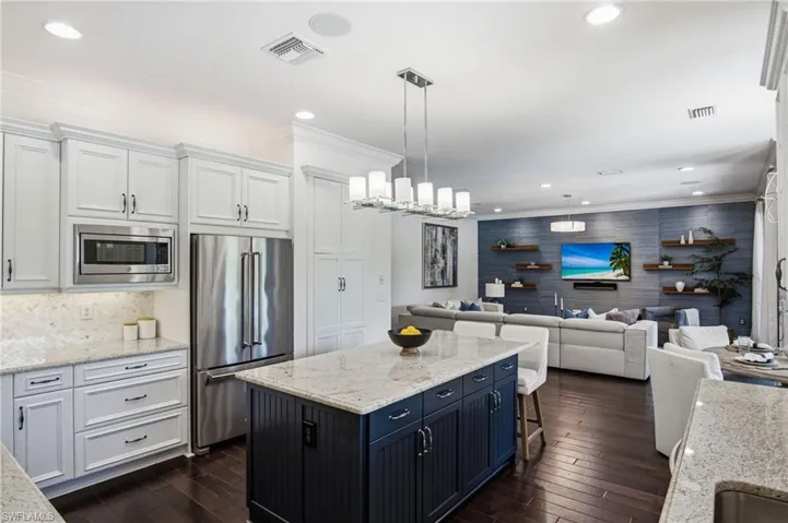 3908 Gibralter Dr, Naples, Florida 34119