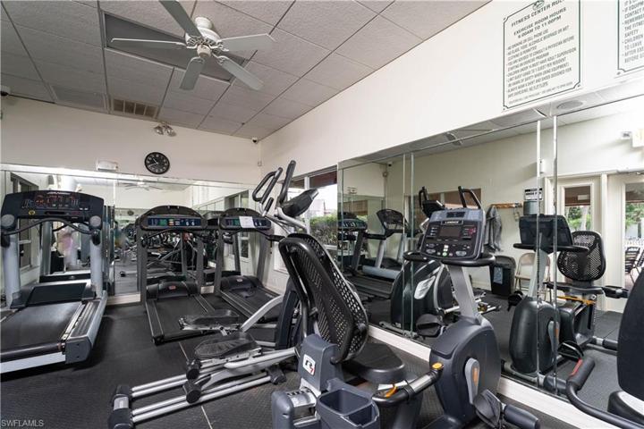15088 Cloverdale DR, FORT MYERS FL 33919
