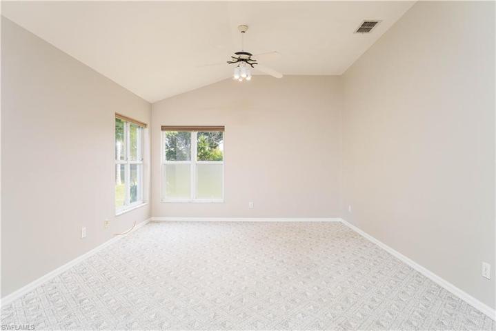 15088 Cloverdale DR, FORT MYERS FL 33919