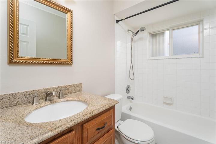 15088 Cloverdale DR, FORT MYERS FL 33919