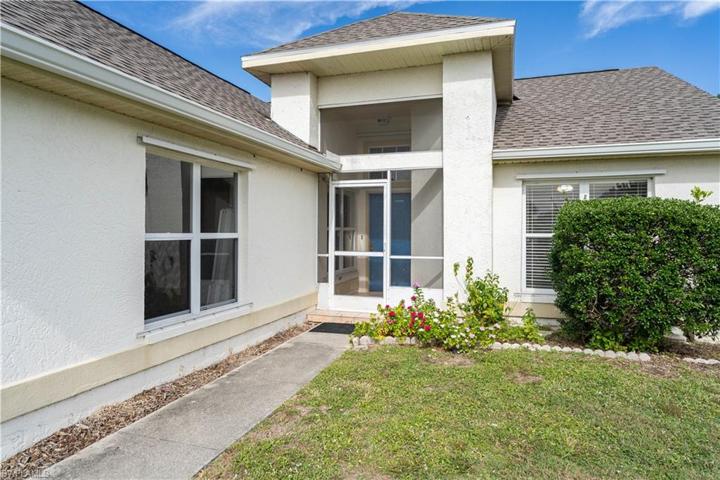 15088 Cloverdale DR, FORT MYERS FL 33919
