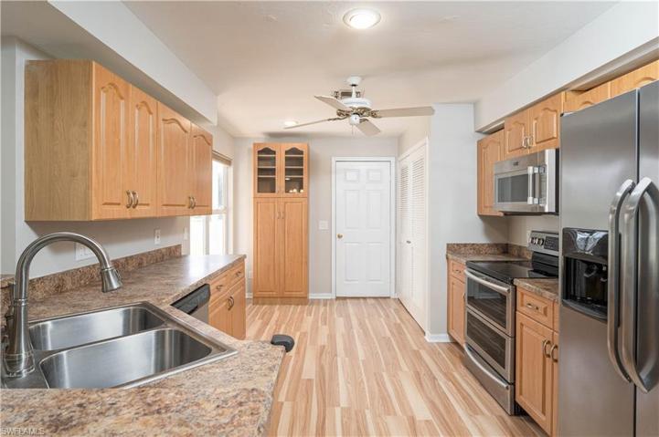 15088 Cloverdale DR, FORT MYERS FL 33919