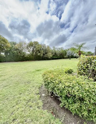 8128 Piedmont Dr, Naples, Florida 34104