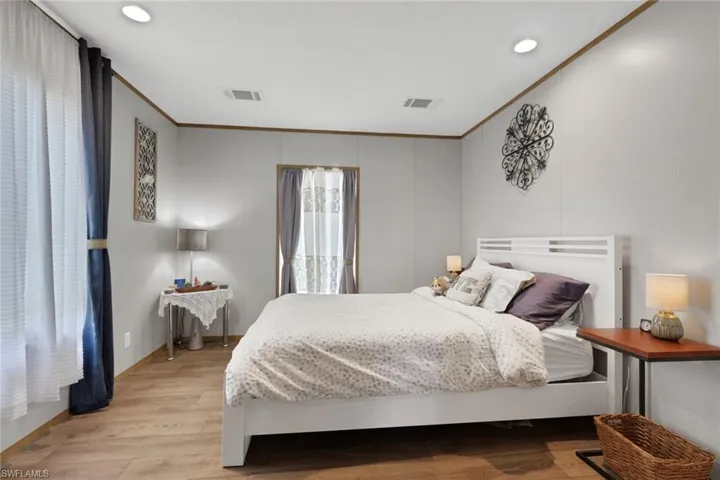 372 Santa Fe Trl, North Fort Myers, Florida 33917