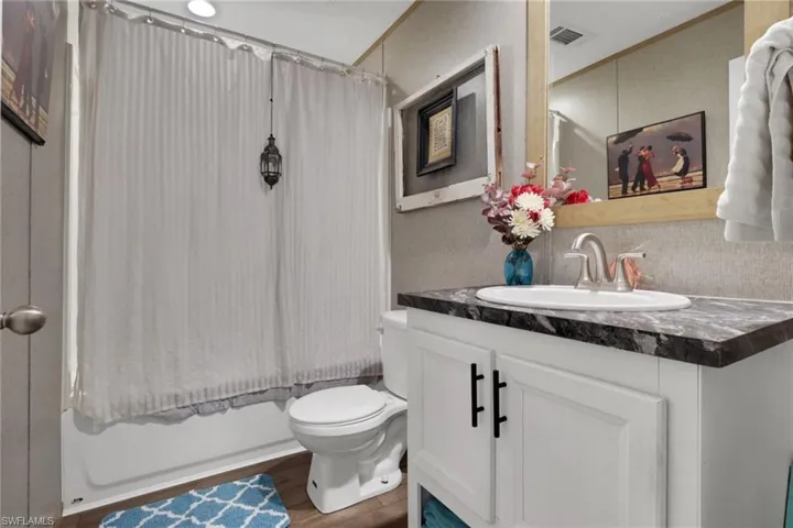 372 Santa Fe Trl, North Fort Myers, Florida 33917