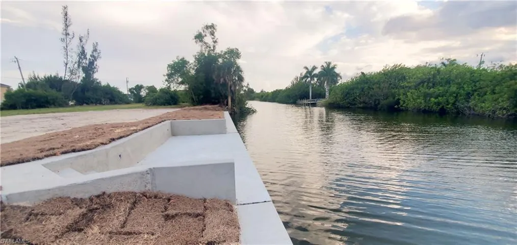 1104 Nw 28th Ave, Cape Coral Fl 33993