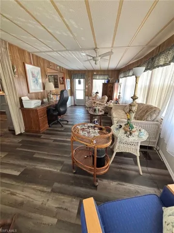 Lots of windows along the front of the home for a nice bright sunny room.