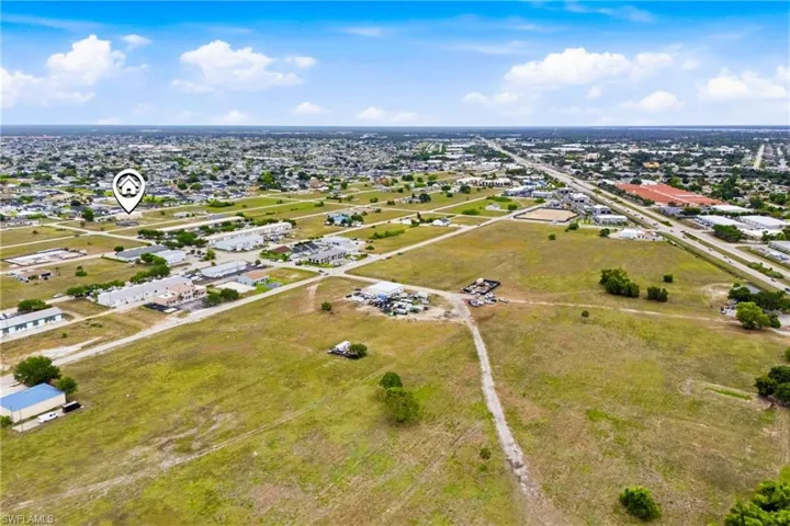 1009 Ne 8th Ter, Cape Coral, Florida 33909