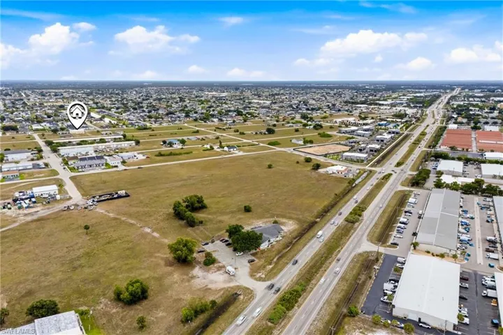 1009 Ne 8th Ter, Cape Coral, Florida 33909