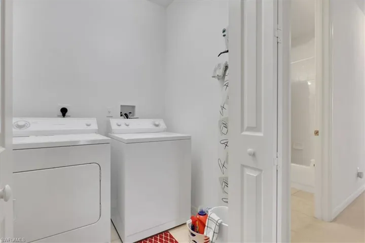 890 Eastham Way Q102, Naples, Florida 34104