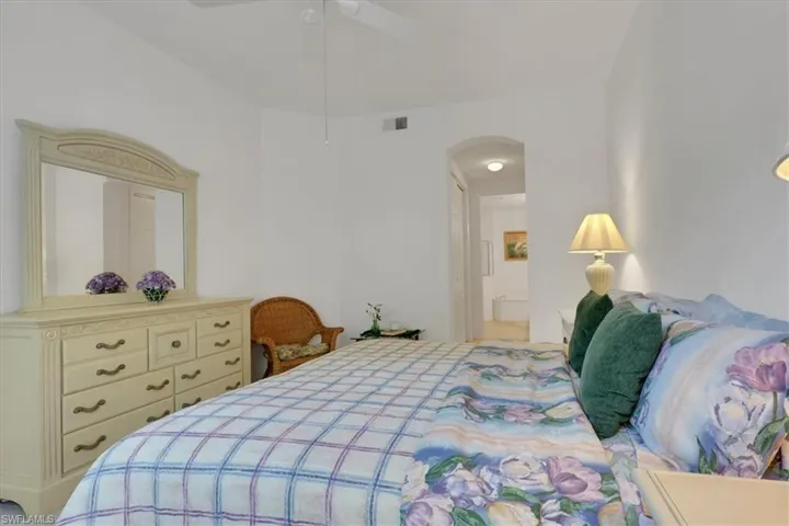 890 Eastham Way Q102, Naples, Florida 34104
