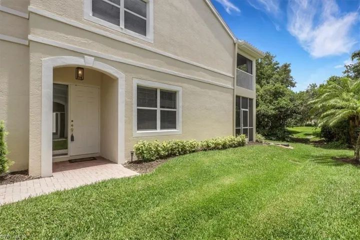 890 Eastham Way Q102, Naples, Florida 34104