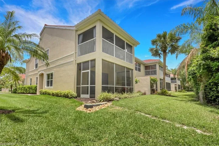 890 Eastham Way Q102, Naples, Florida 34104
