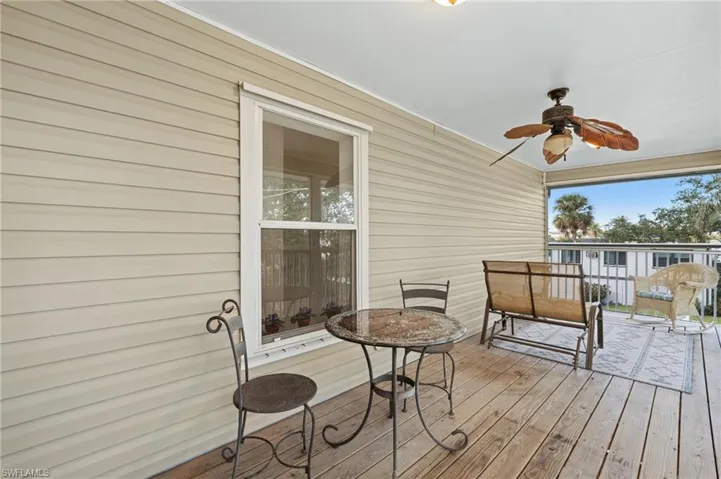 Deck with ceiling fan