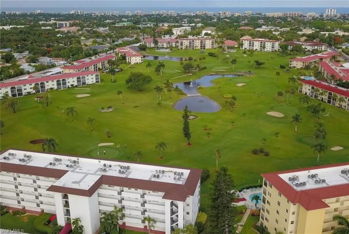 Executive 3 par golf course included in quarterly dues.