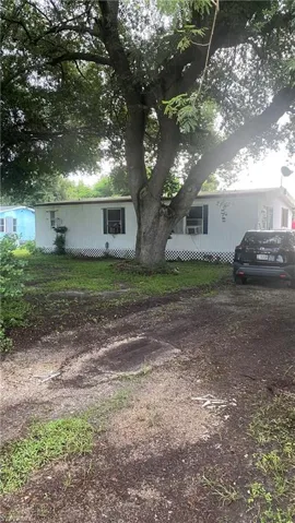8065 Ebson Dr, North Fort Myers, Florida 33917