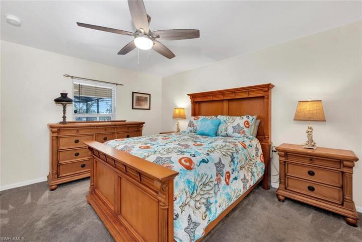 Master Bedroom, oversized bedroom set