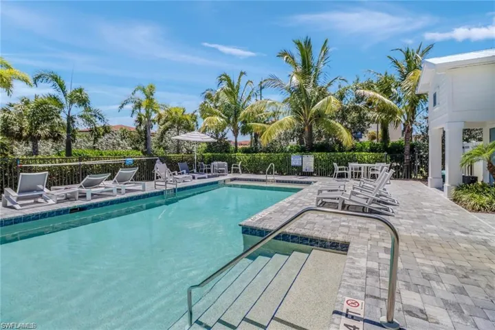 Community pool