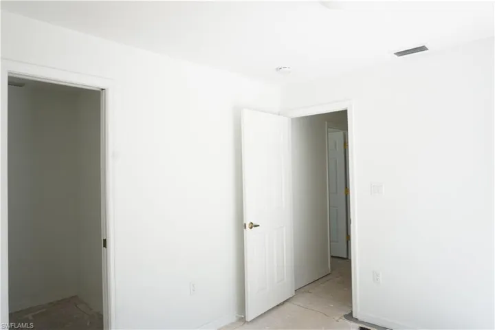 Guest bedroom 2 has walk-in closet