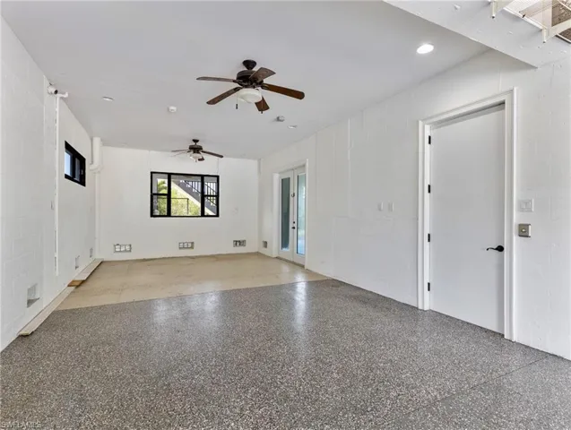 4th car garage parking.