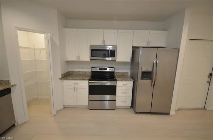 3303 Armstrong Ct, Fort Myers, Florida 33916