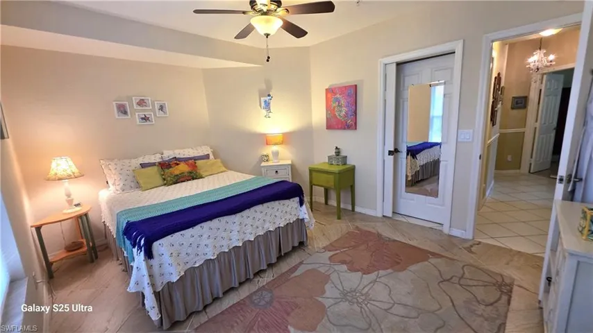 Guest Bedroom with Direct Bath Access!