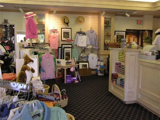 Full service Pro Shop offers lessons and merchandise.
