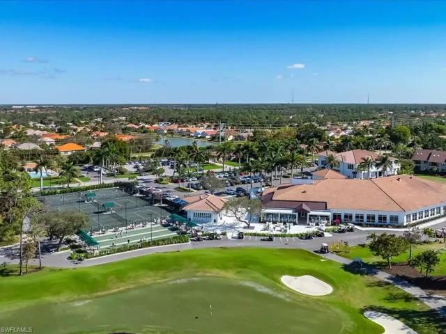 Clubhouse with full service restaurant, outdoor dining, 3 har-Tru tennis courts, bocce courts and separate fitness center.