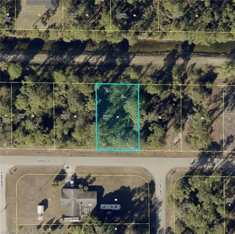 837 Cadis St E, Lehigh Acres, Florida 33974