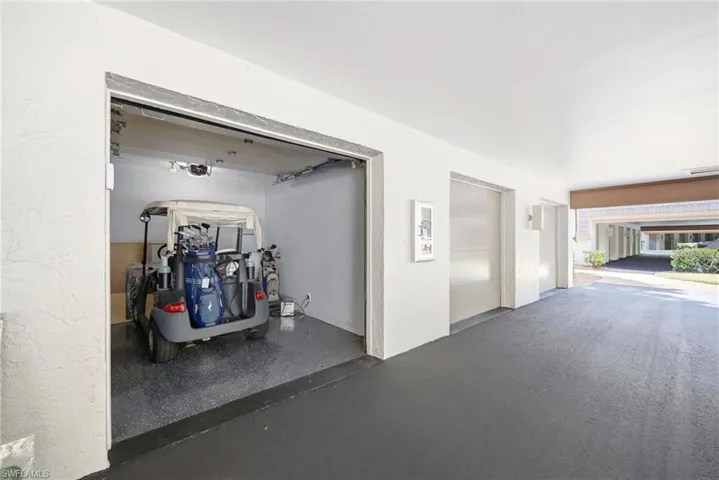105 Clubhouse Ln 388, Naples, Florida 34105