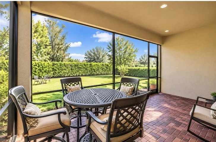 2866 Cinnamon Bay Cir, Naples, Florida 34119