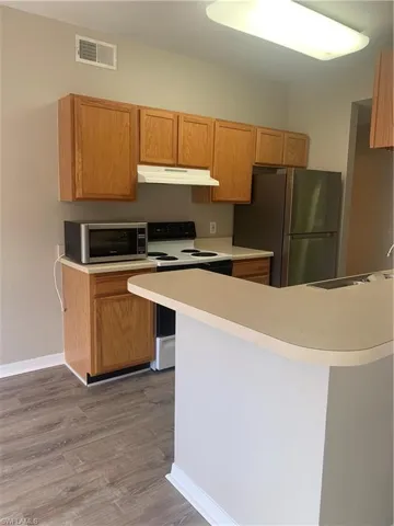 7960  Preserve  CIR, Naples, FL 34119