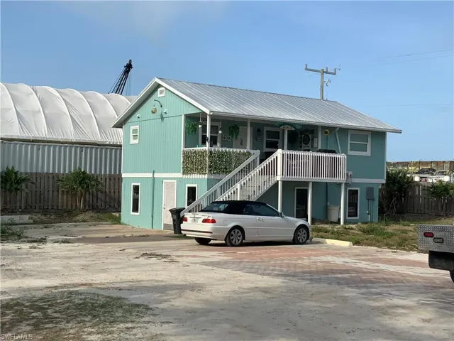 Back building