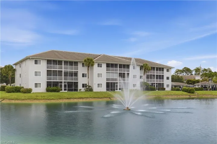 7822 Great Heron Way 106, Naples, Florida 34104
