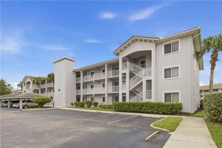 7822 Great Heron Way 106, Naples, Florida 34104