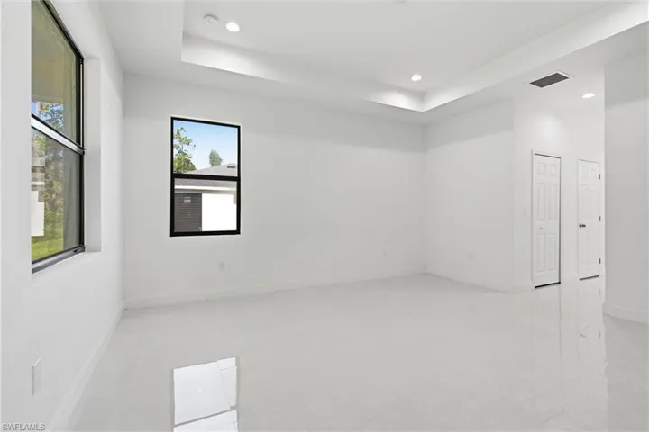 1002 E 5th St, Lehigh Acres, Florida 33972