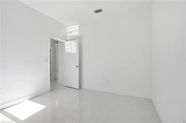 1002 E 5th St, Lehigh Acres, Florida 33972
