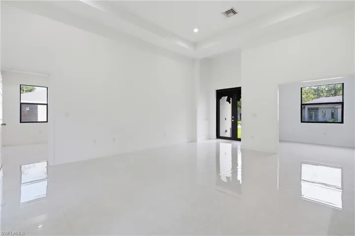 1002 E 5th St, Lehigh Acres, Florida 33972