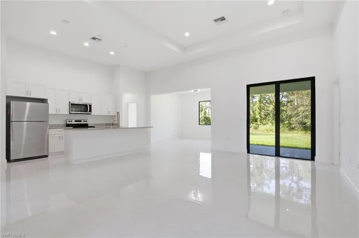 1002 E 5th St, Lehigh Acres, Florida 33972